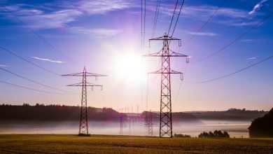 El Ministerio de Energía distorsiona la previsión del precio del mercado eléctrico para reducir en 600 millones la retribución de las renovables
